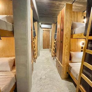 Dormitory Room Mixed
